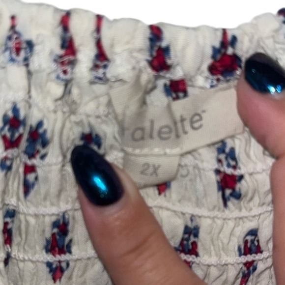 Off Shoulder Top Smocked Short Sleeve White Pink Paisley Print Boho Plus Size 2x - Picture 4 of 4